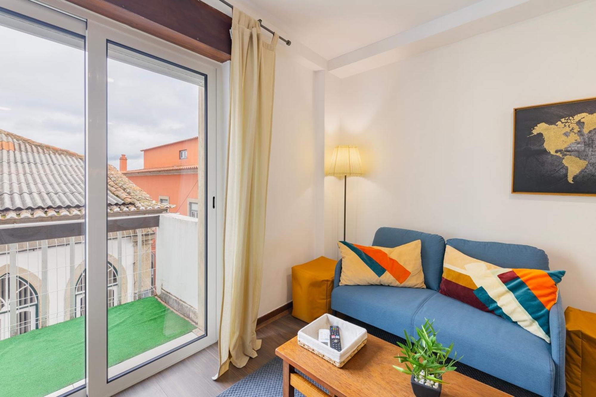 Cosy Remodeled Apartment In The City Center Fundão Exteriér fotografie