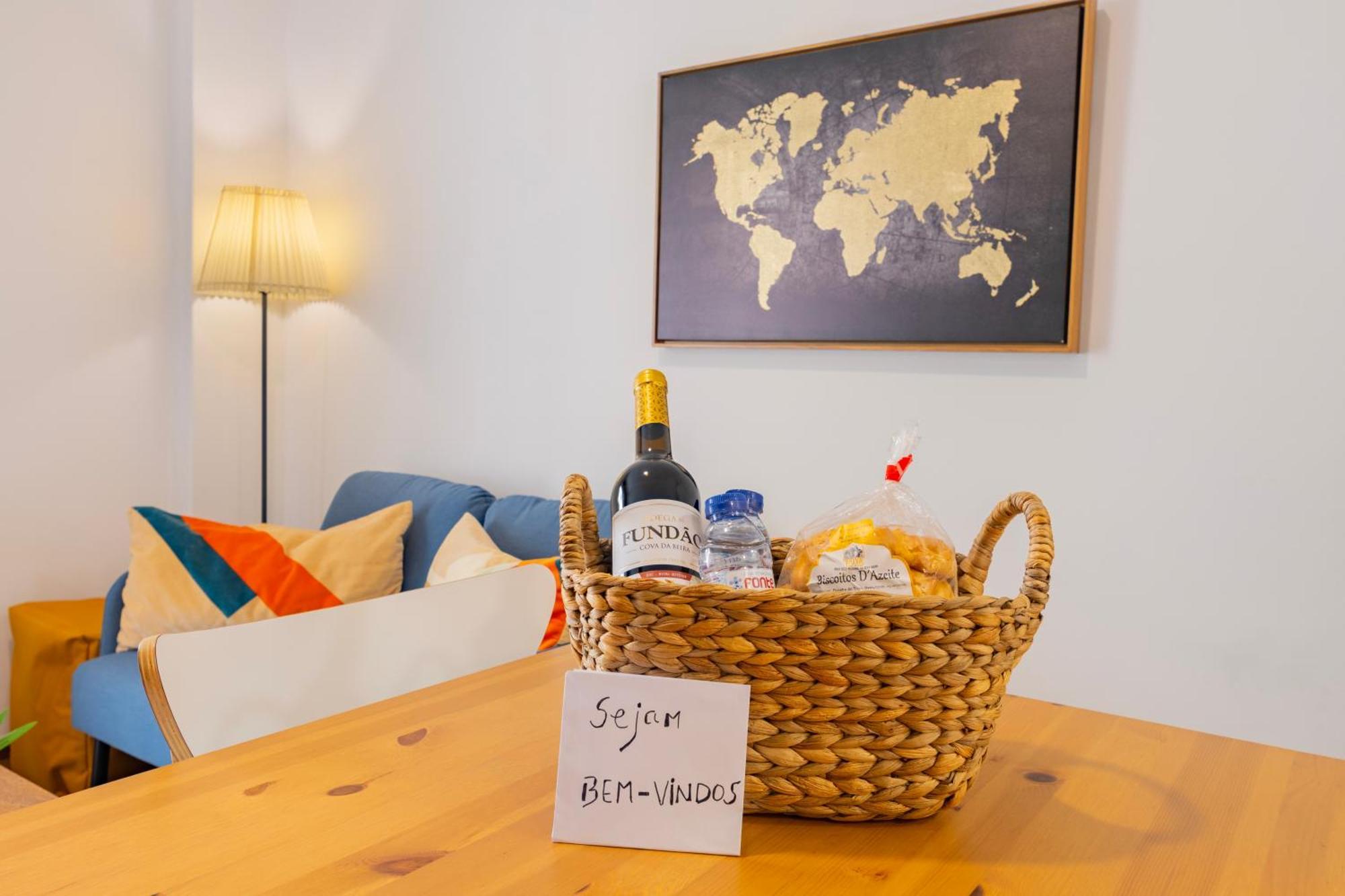 Cosy Remodeled Apartment In The City Center Fundão Exteriér fotografie
